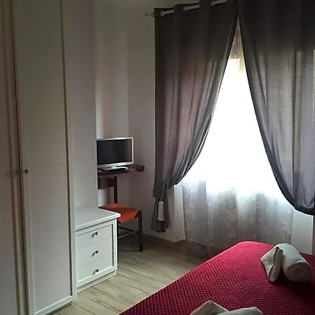 Carillon Appartement Civitavecchia